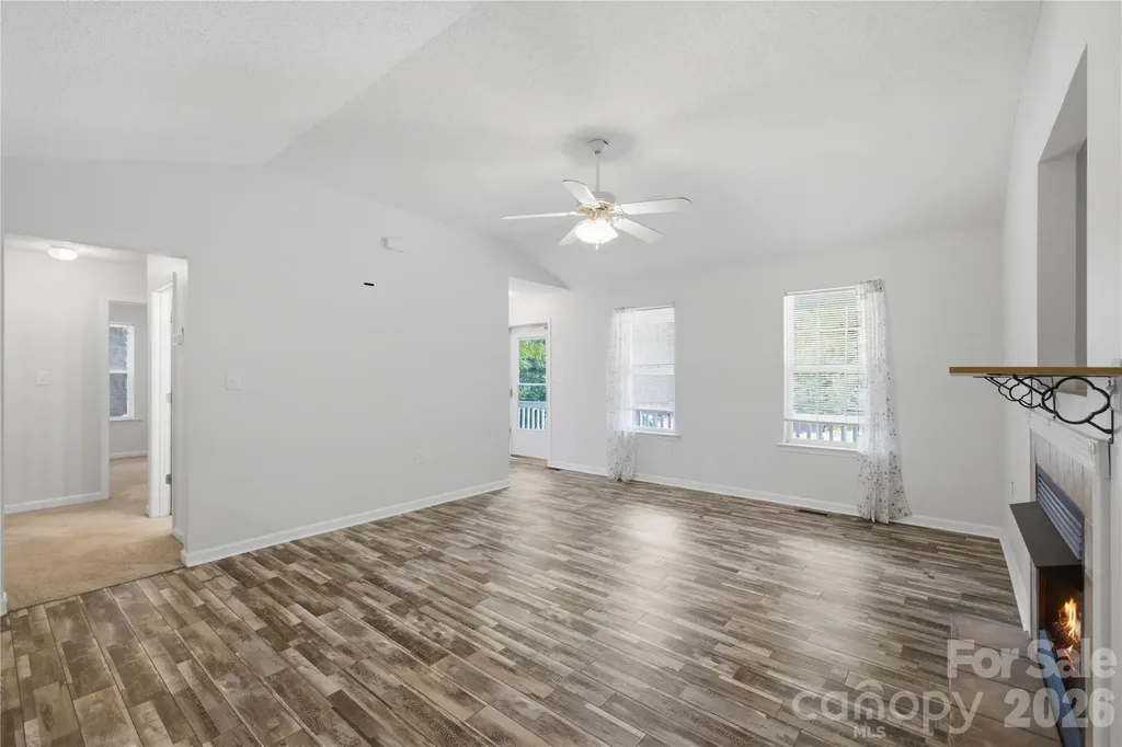 147 Valley Glen Drive Troutman NC 28166