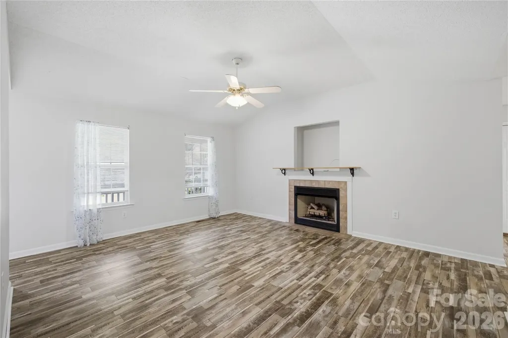 147 Valley Glen Drive Troutman NC 28166