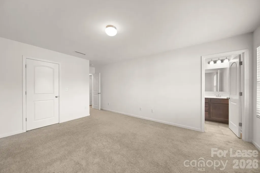 1025 Newfound Hollow Drive Charlotte NC 28214