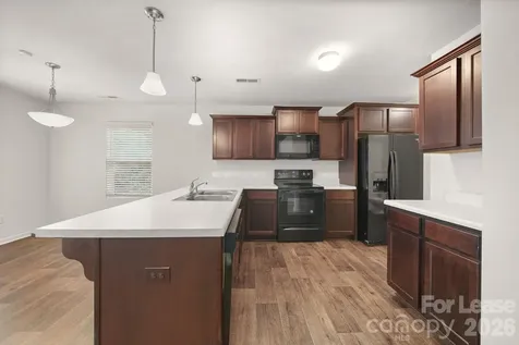 1025 Newfound Hollow Drive Charlotte NC 28214