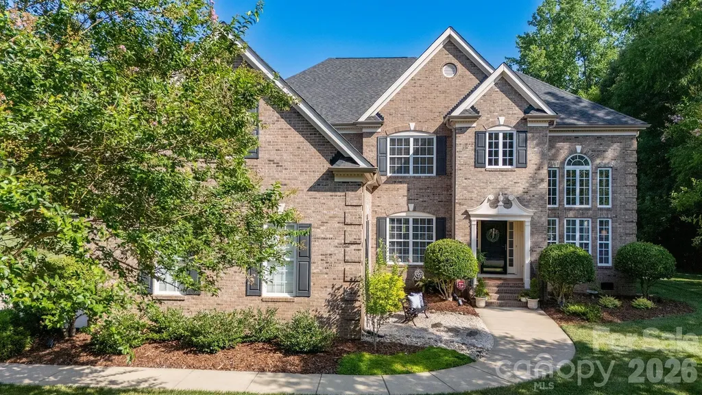1006 Channelstone Way Matthews NC 28104