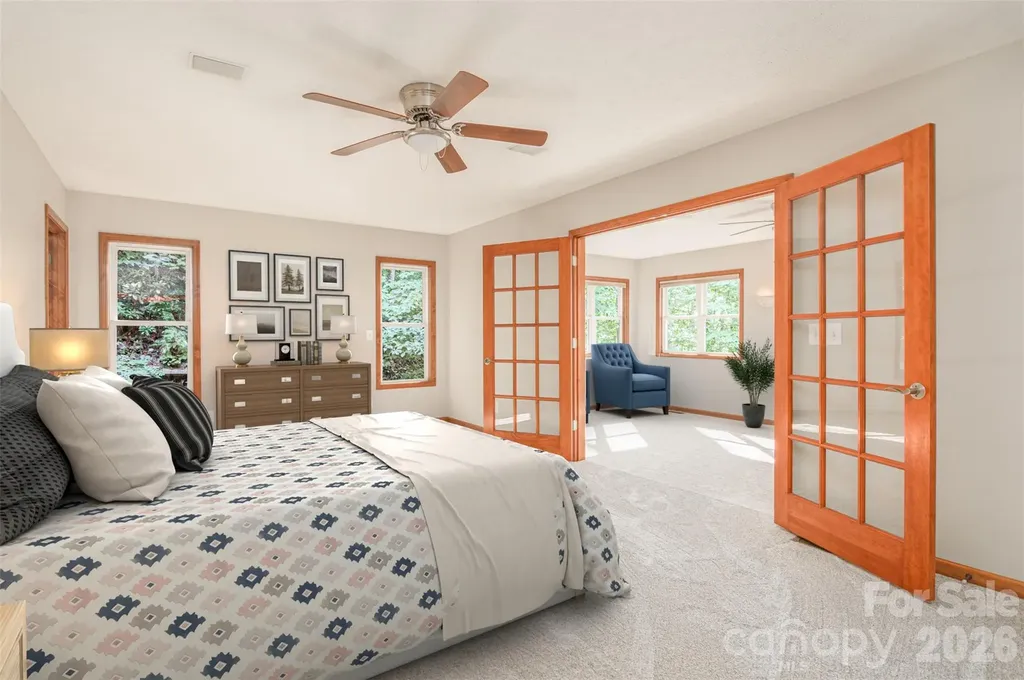 299 Carriage Summitt Way Hendersonville NC 28791
