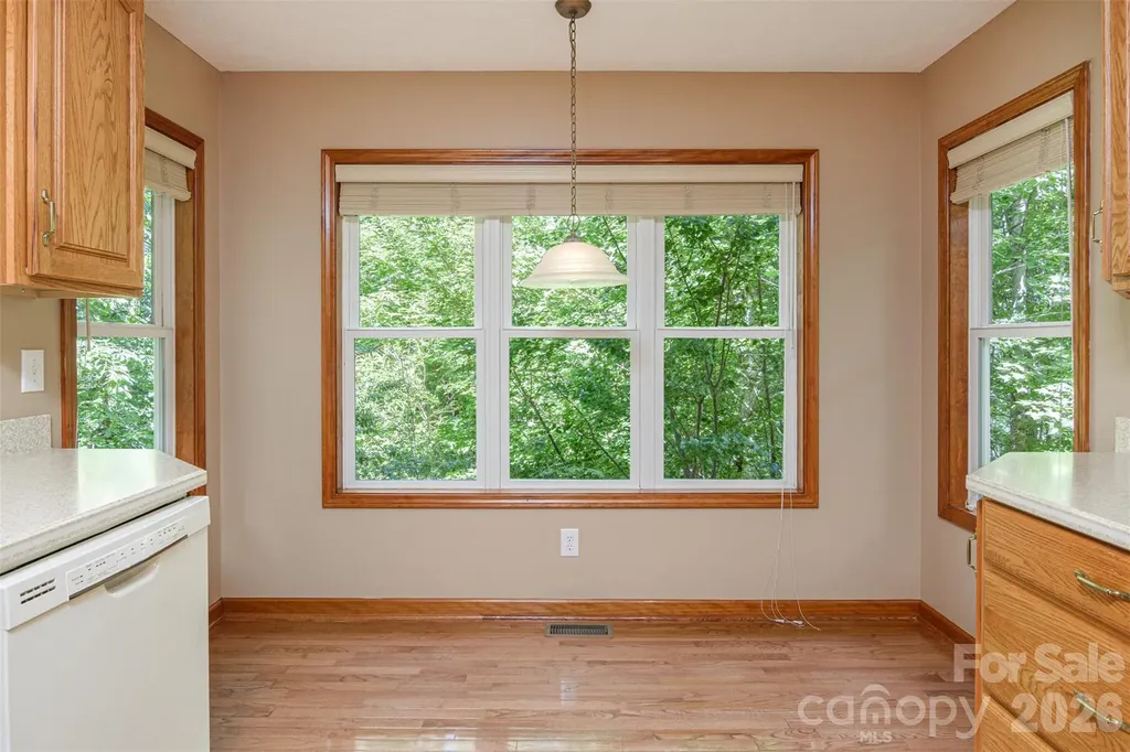 299 Carriage Summitt Way Hendersonville NC 28791