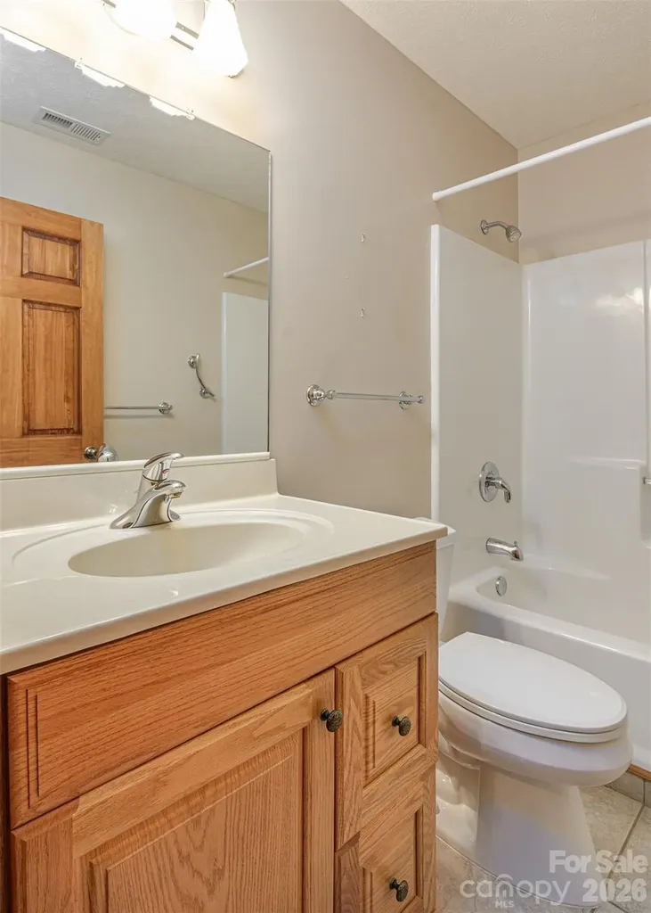 299 Carriage Summitt Way Hendersonville NC 28791