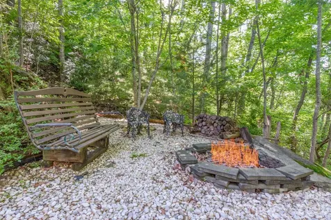299 Carriage Summitt Way Hendersonville NC 28791