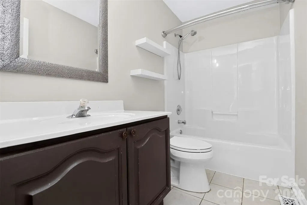 6102 Tesh Court Charlotte NC 28269