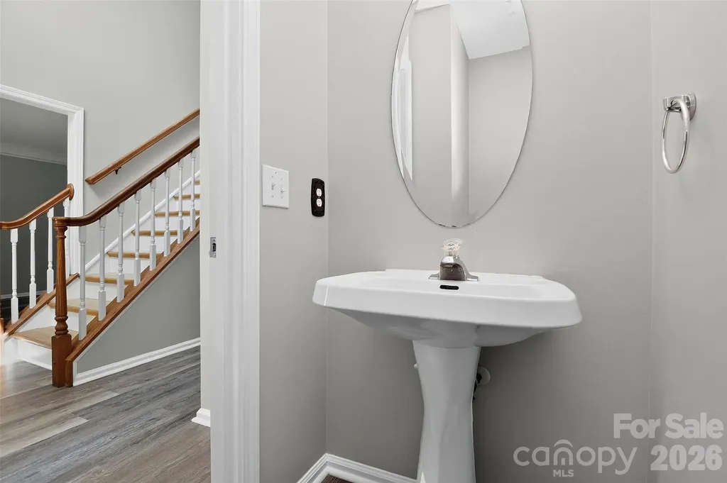6102 Tesh Court Charlotte NC 28269