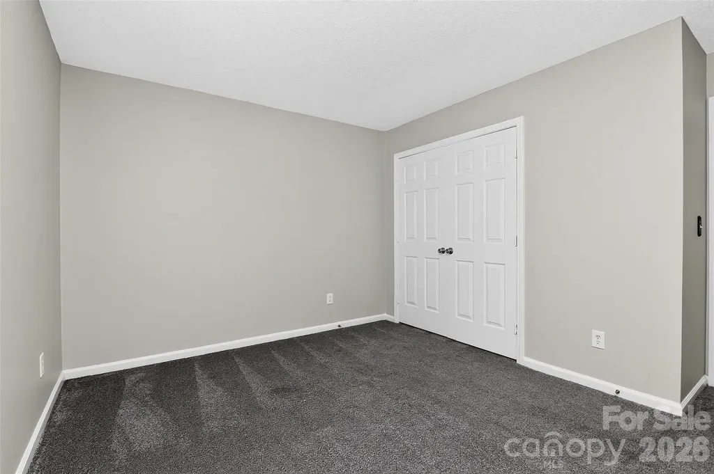 6102 Tesh Court Charlotte NC 28269
