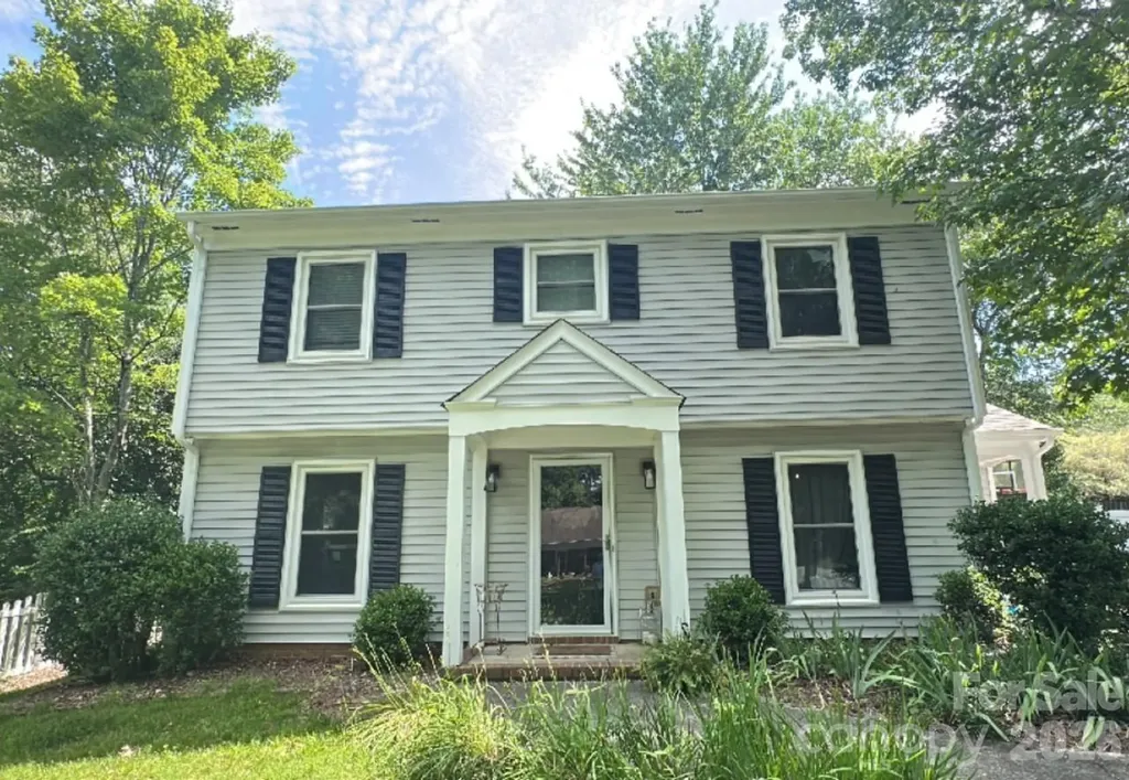 320 Sunnywood Lane Charlotte NC 28270