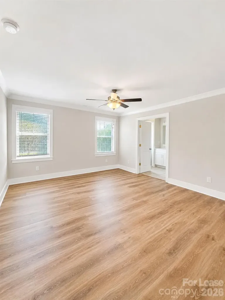 4630 Dogwood Place Charlotte NC 28212