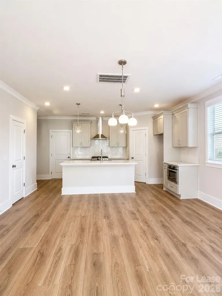 4630 Dogwood Place Charlotte NC 28212