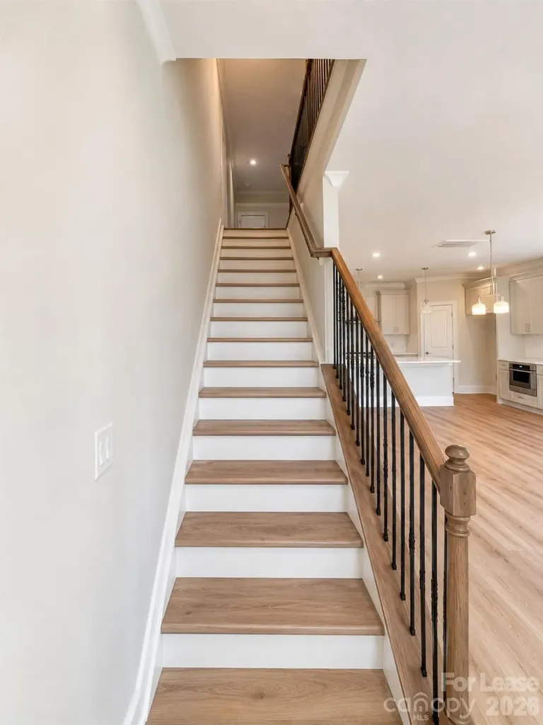 4630 Dogwood Place Charlotte NC 28212