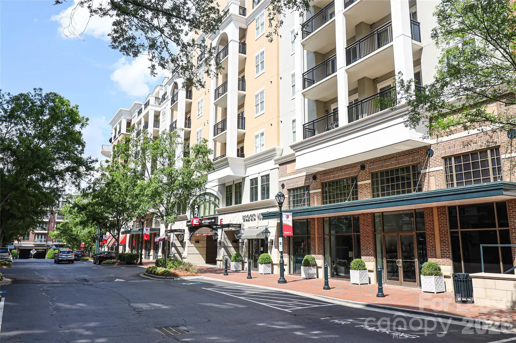 4625 Piedmont Row Drive Charlotte NC 28210