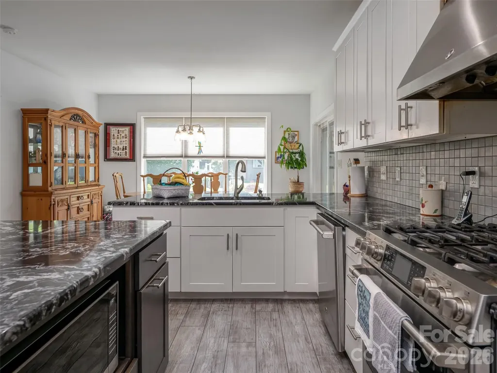 51 Verde Drive Asheville NC 28806