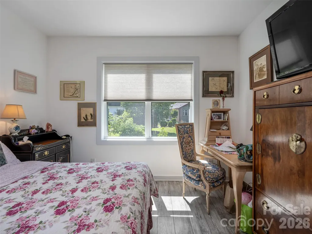 51 Verde Drive Asheville NC 28806