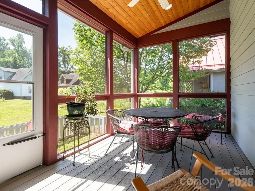 51 Verde Drive Asheville NC 28806