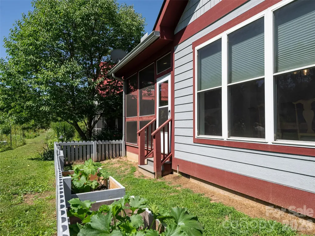 51 Verde Drive Asheville NC 28806