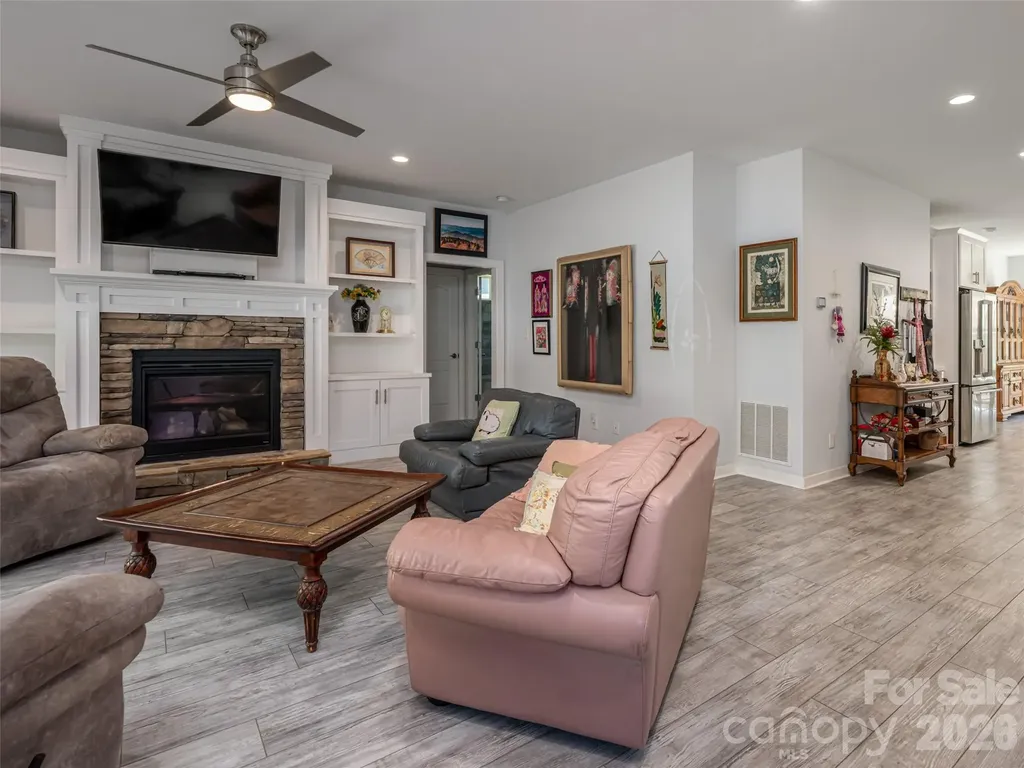 51 Verde Drive Asheville NC 28806