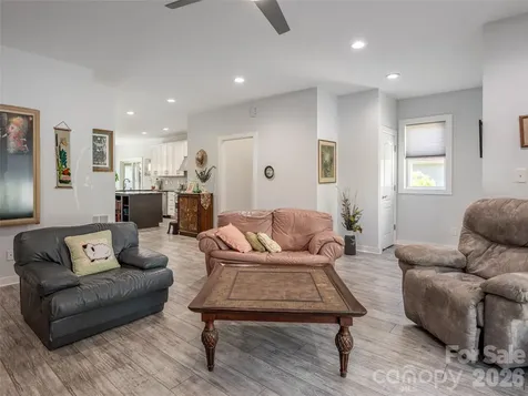 51 Verde Drive Asheville NC 28806