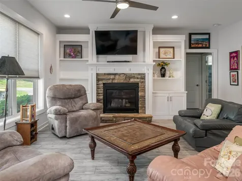 51 Verde Drive Asheville NC 28806