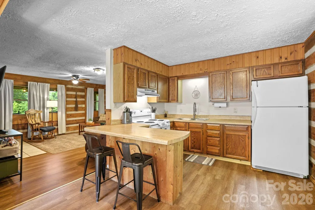 237 Biltmore Circle Bryson City NC 28713