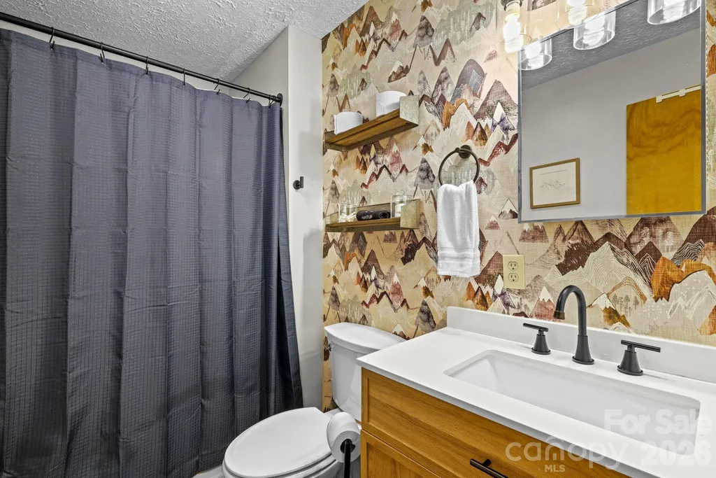 237 Biltmore Circle Bryson City NC 28713