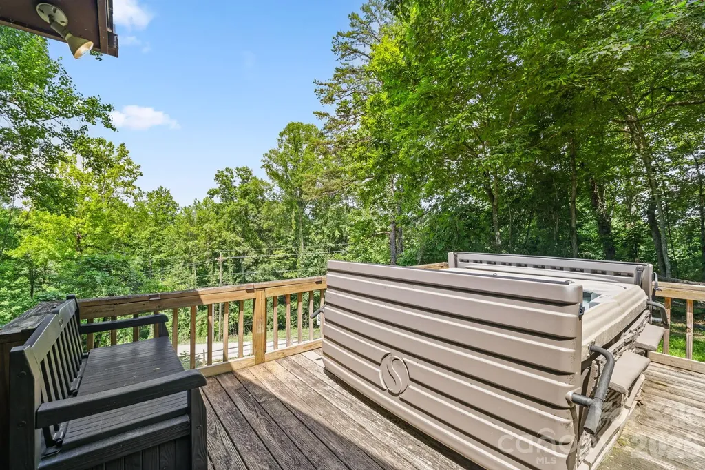 237 Biltmore Circle Bryson City NC 28713