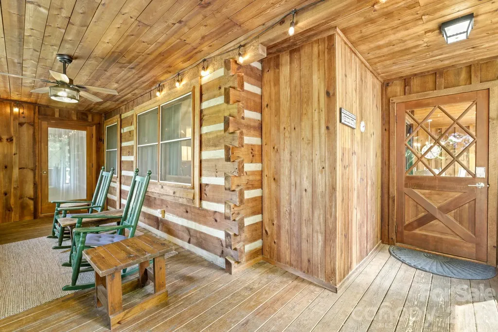 237 Biltmore Circle Bryson City NC 28713