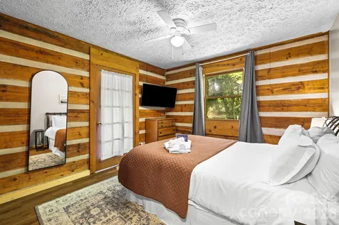 237 Biltmore Circle Bryson City NC 28713