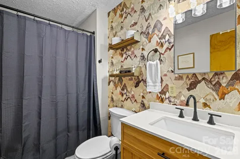 237 Biltmore Circle Bryson City NC 28713