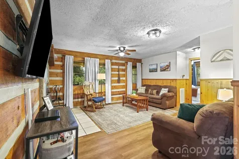 237 Biltmore Circle Bryson City NC 28713