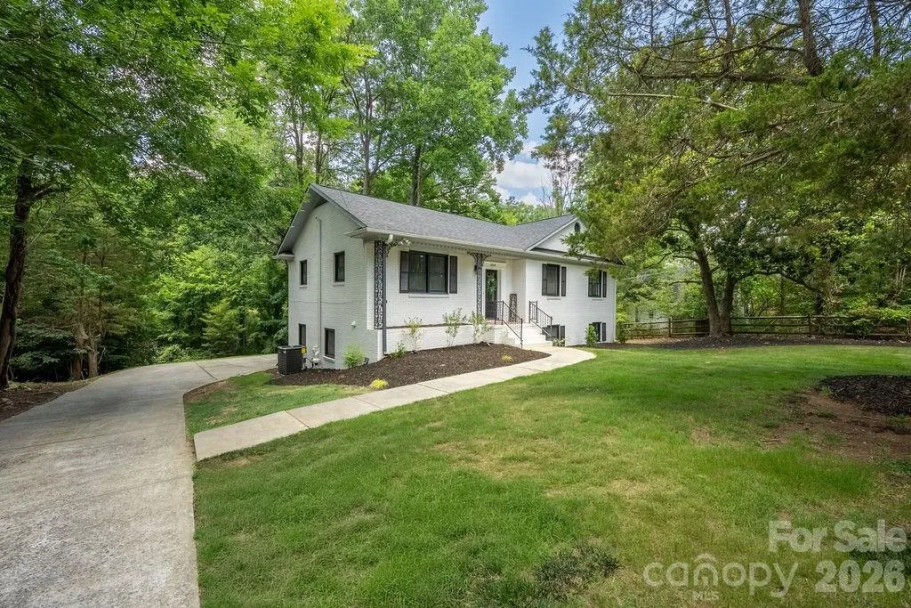 6614 Old Providence Road Charlotte NC 28226