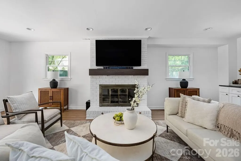 6614 Old Providence Road Charlotte NC 28226