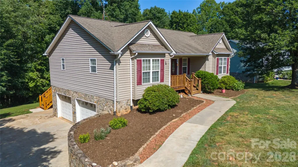 3611 Judea Drive Lenoir NC 28645