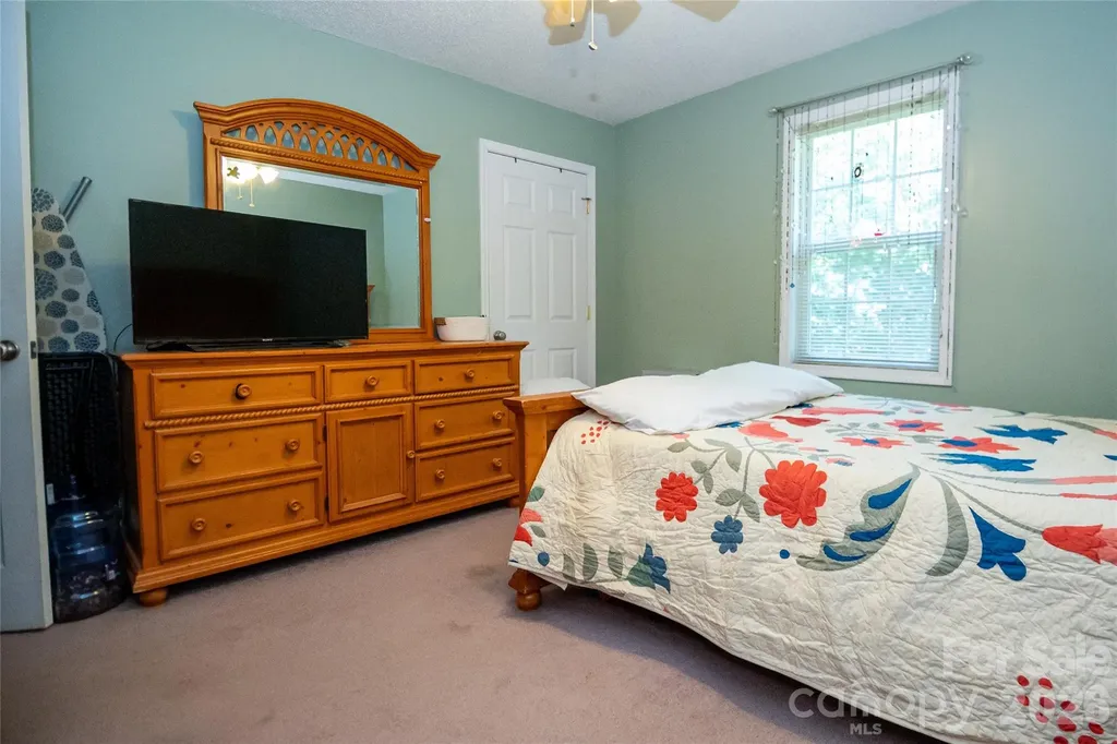 3611 Judea Drive Lenoir NC 28645