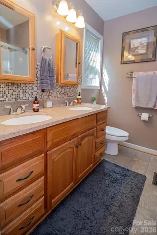 3611 Judea Drive Lenoir NC 28645