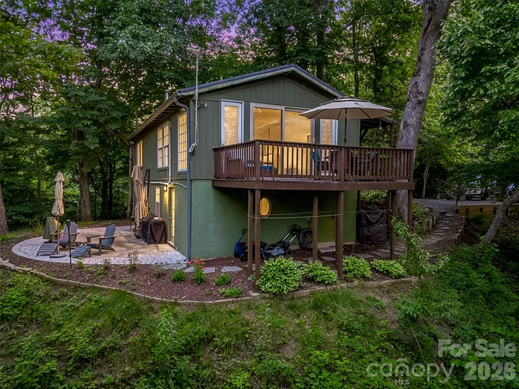 20 Kimberly Road Black Mountain NC 28711
