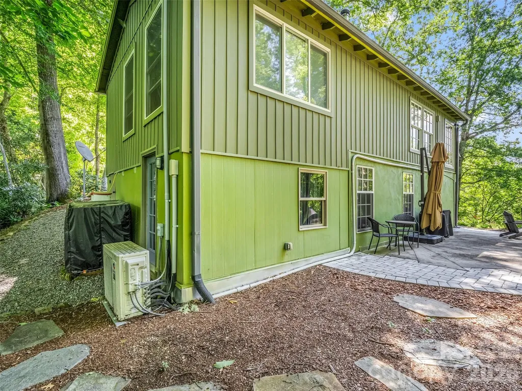 20 Kimberly Road Black Mountain NC 28711