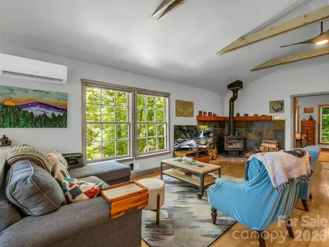 20 Kimberly Road Black Mountain NC 28711