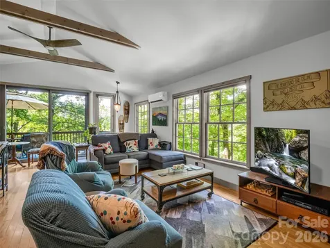 20 Kimberly Road Black Mountain NC 28711