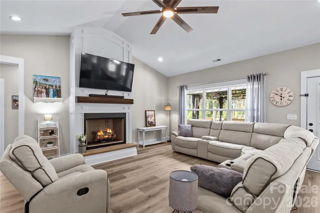 2512 Shuford Road Lincolnton NC 28092