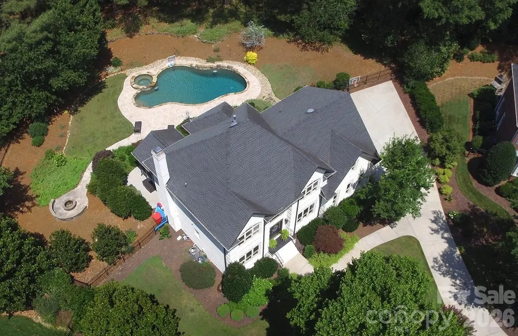 18719 Cannon Crossing Way Davidson NC 28036