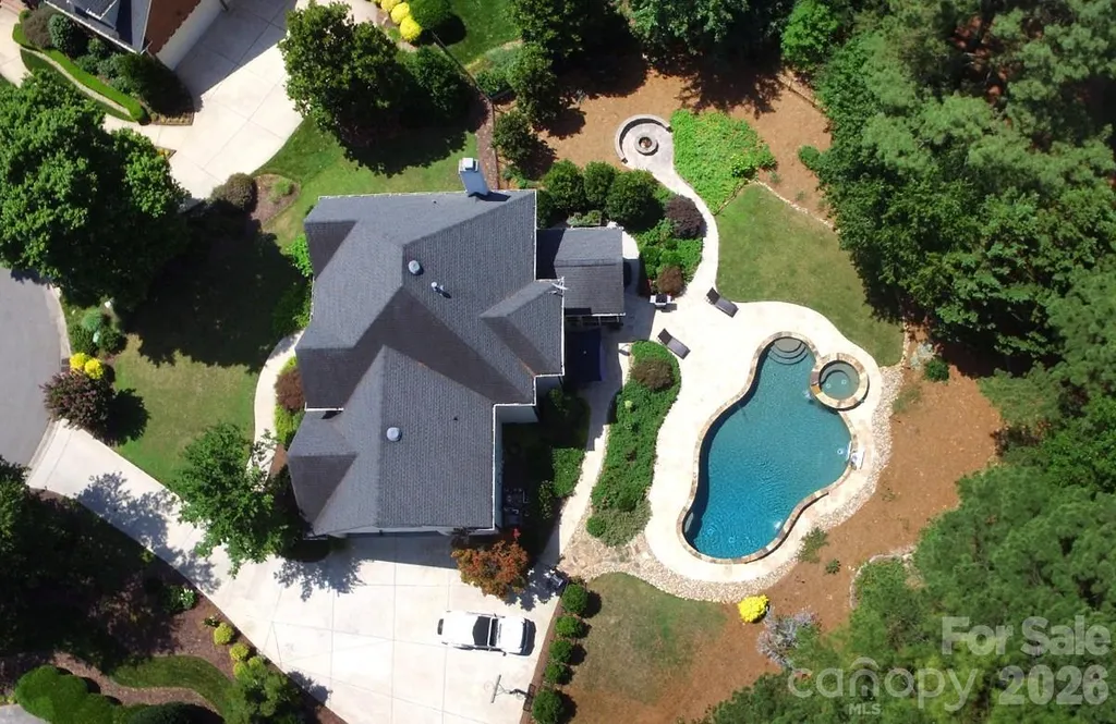 18719 Cannon Crossing Way Davidson NC 28036