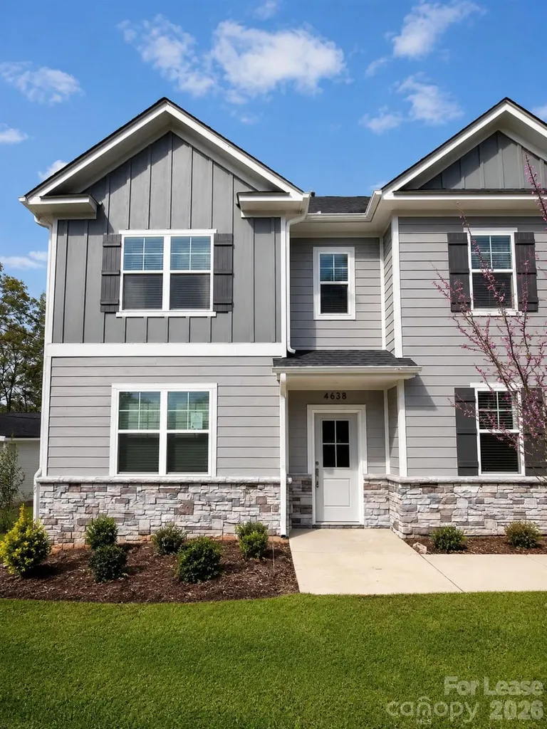4638 Dogwood Place Charlotte NC 28212