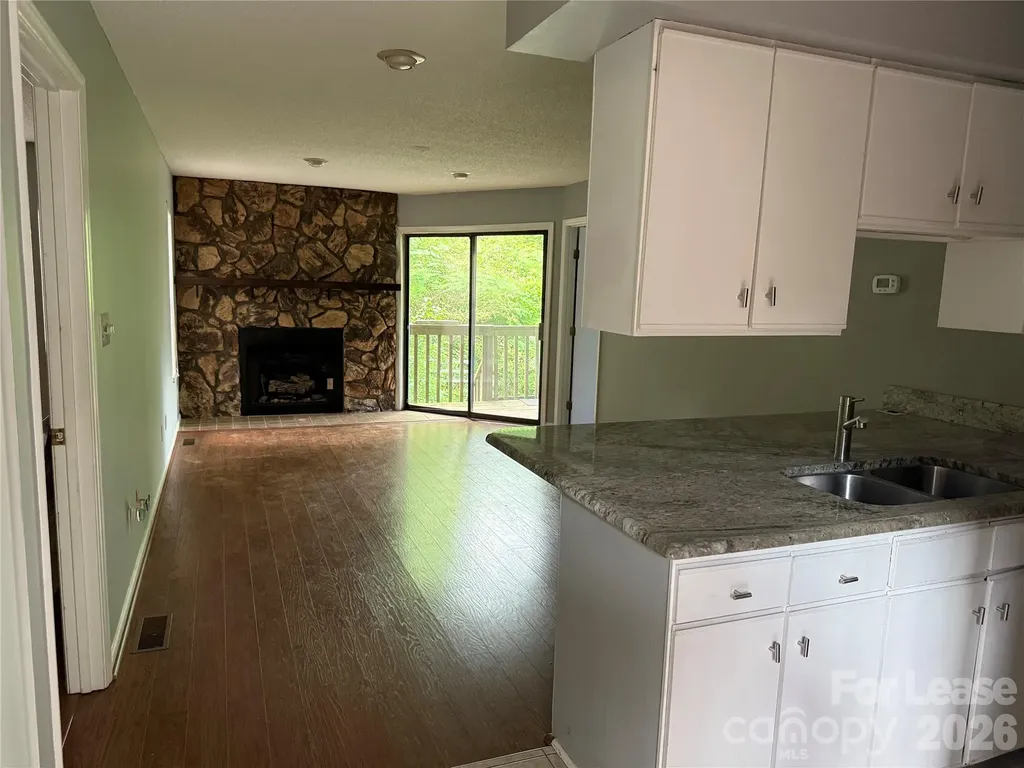 1420 11th Street Drive NW Hickory NC 28601