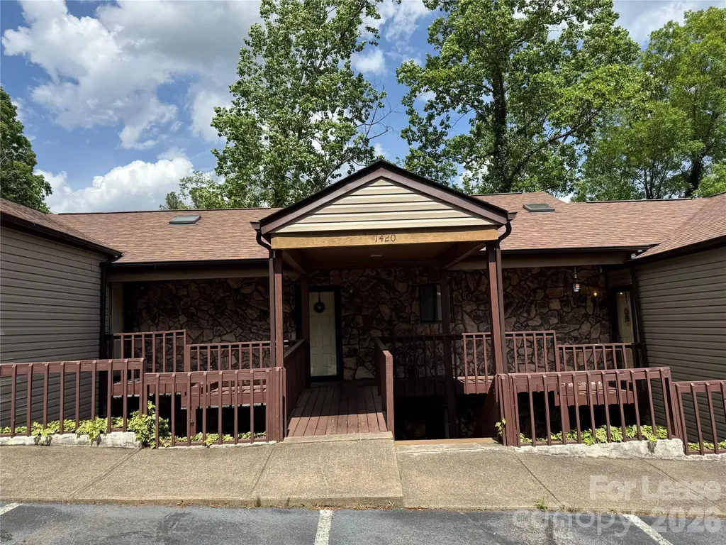 1420 11th Street Drive NW Hickory NC 28601