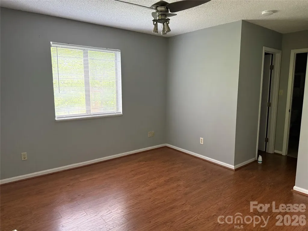 1420 11th Street Drive NW Hickory NC 28601