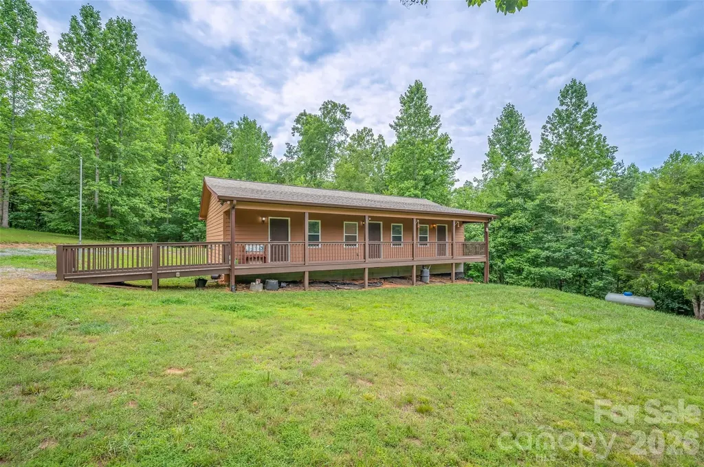 162 Sandstone Drive Union Mills NC 28167