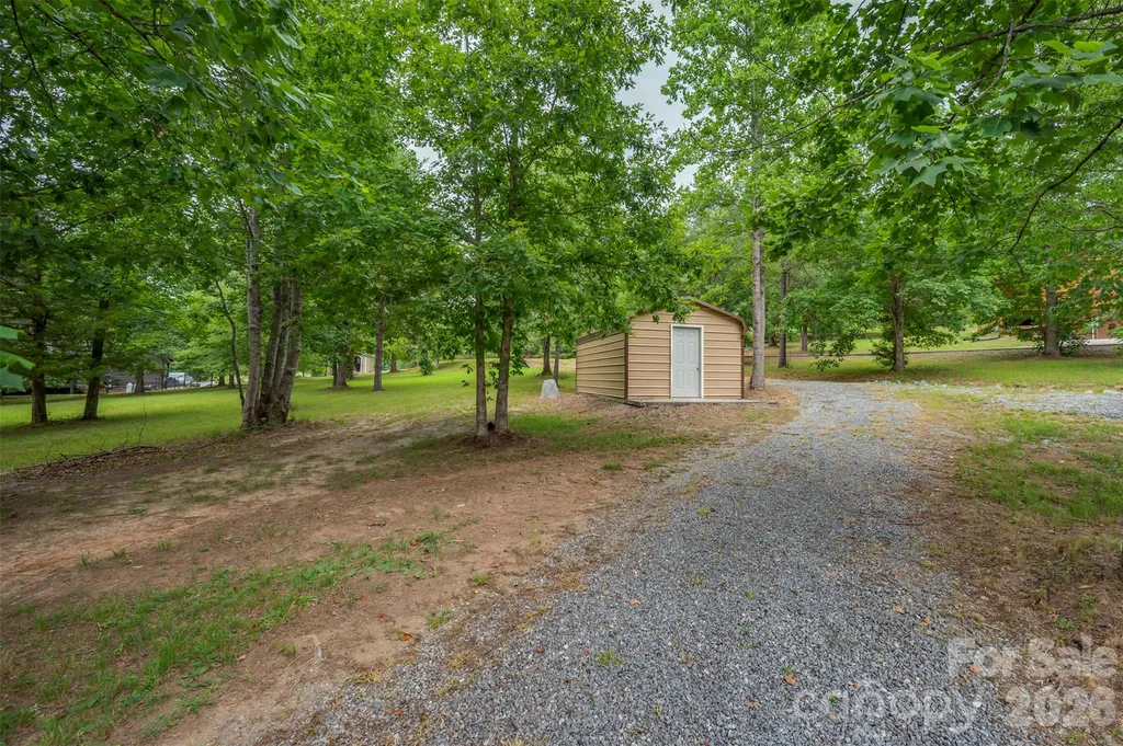 162 Sandstone Drive Union Mills NC 28167