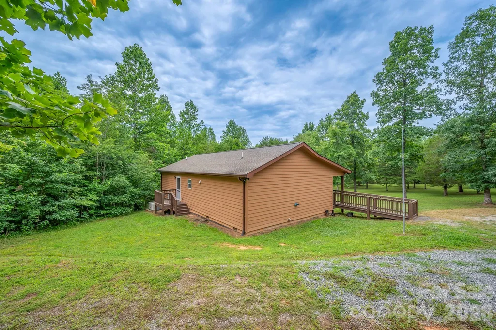 162 Sandstone Drive Union Mills NC 28167